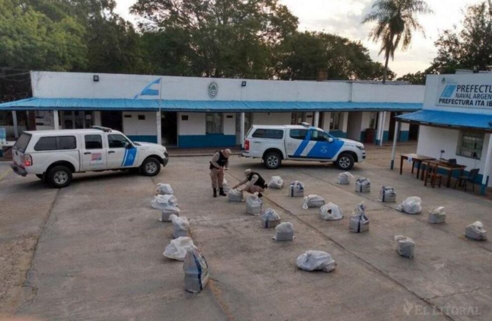 Encontraron un cargamento de marihuana en una isla frente a Itá Ibaté