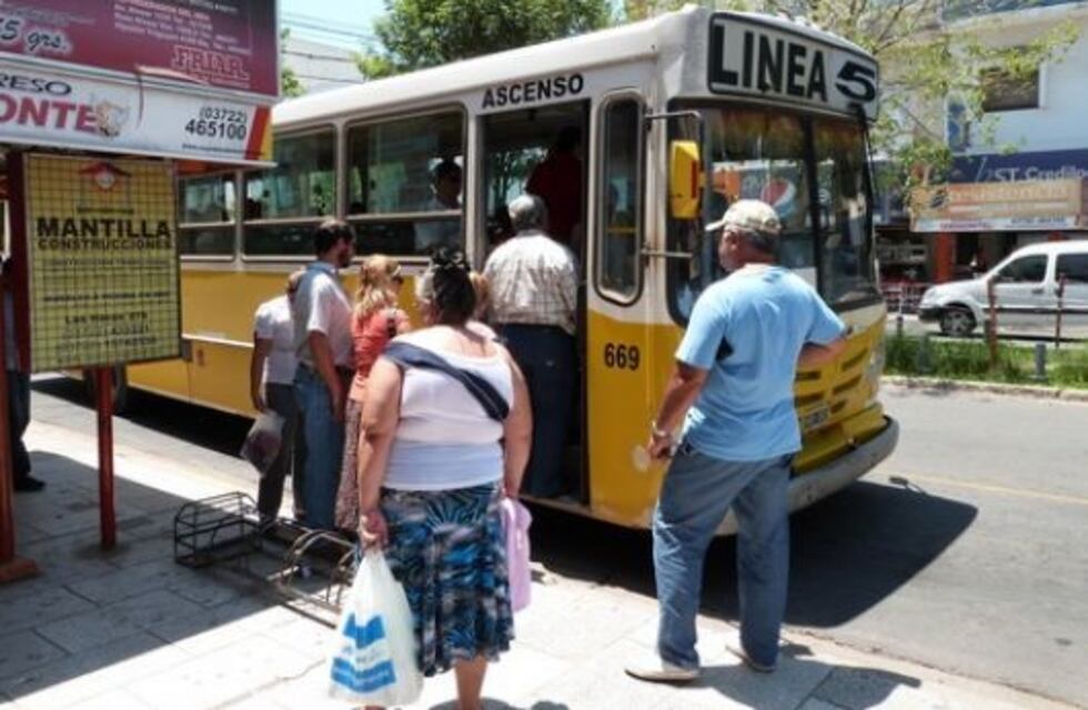 El Concejo no tratará la emergencia del transporte este martes