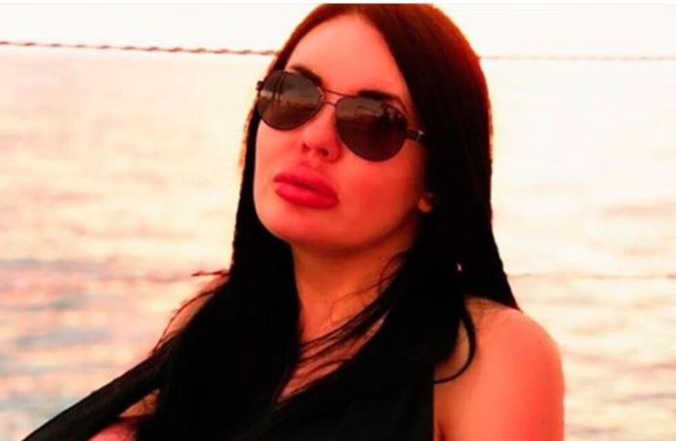 Foxy Menagerie, la mujer que insiste en seguir agrandando sus senos