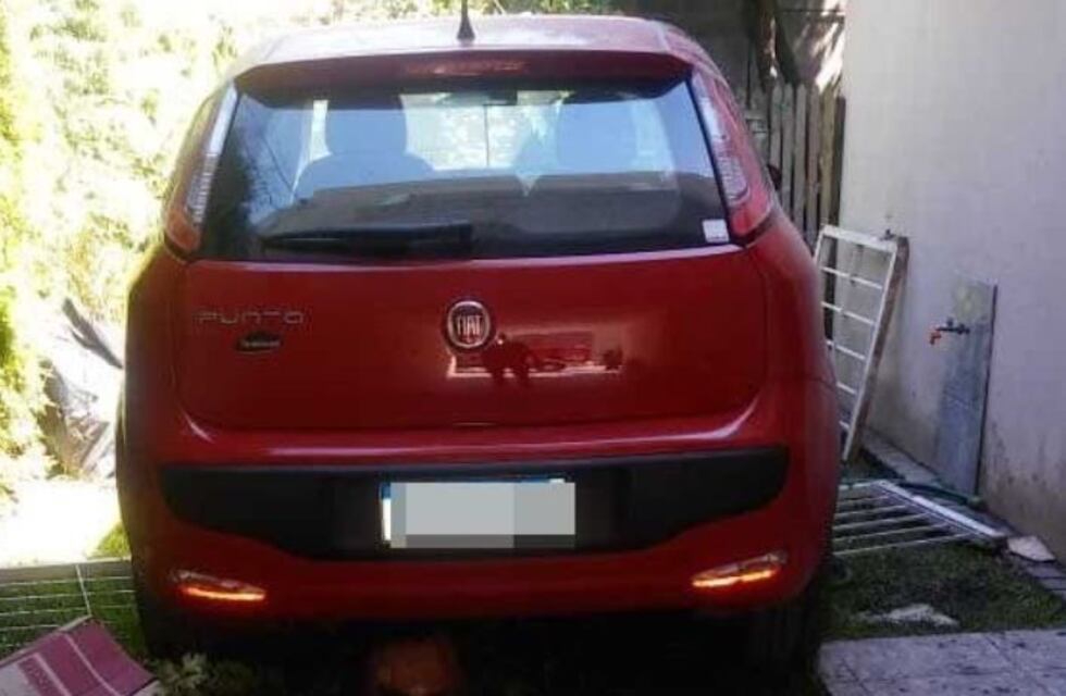 Bella Vista: una mujer dio marcha atrás con su auto, atropelló a su empleada doméstica y la mató