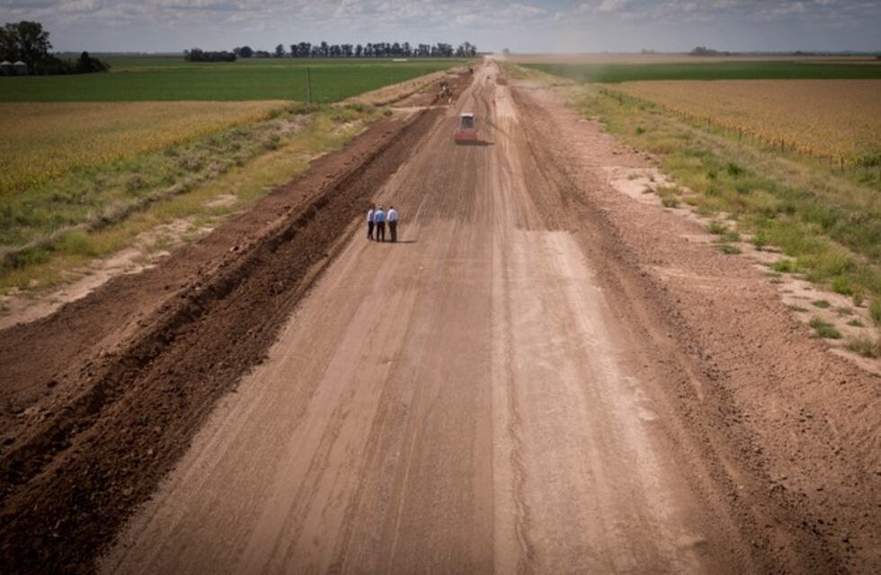 Marcos Juárez y región: la Provincia avanza en la obra de circunvalación y Ruta Provincial Nº 12