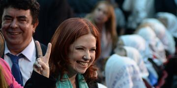 BUENOS AIRES 10/12/13, LA PRESIDENTA CRISTINA FERNANDEZ DURANTE LOS FESTEJOS POR LOS 30 AÑOS DE DEMOCRACIA ESTA TARDE EN EL MUSEO DEL BICENTENARIO\u002EFOTO\u002EDYN/RODOLFO PEZZONI\u002E andrea del boca buenos aires andrea del boca actividad presidencial presidenta acto 30 aniversario retorno a la democracia actriz participa del acto