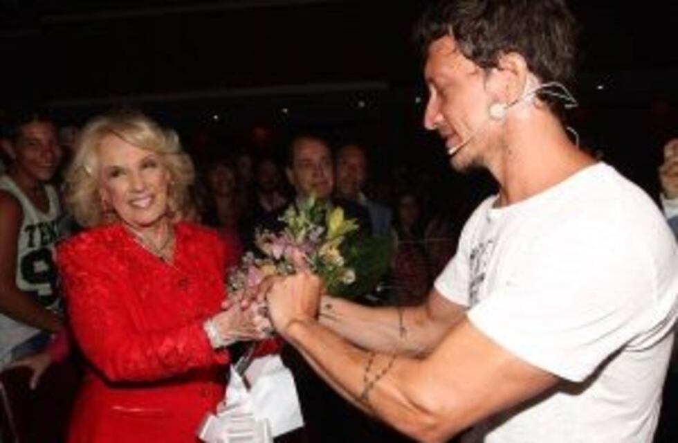 Mirtha Legrand fue a ver la obra de Nico Vázquez y el actor se emocionó hasta las lágrimas