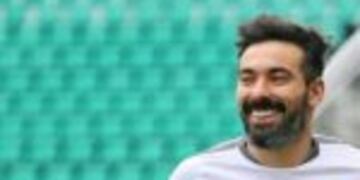 CLAIMA20161207_0166 Lavezzi, entrenu00e1ndose en el Hebei Fortune de China, su actual equipo. ezequiel Lavezzi entrenamiento futbolista hebei fortune futbol futbolistas entrenamientos
