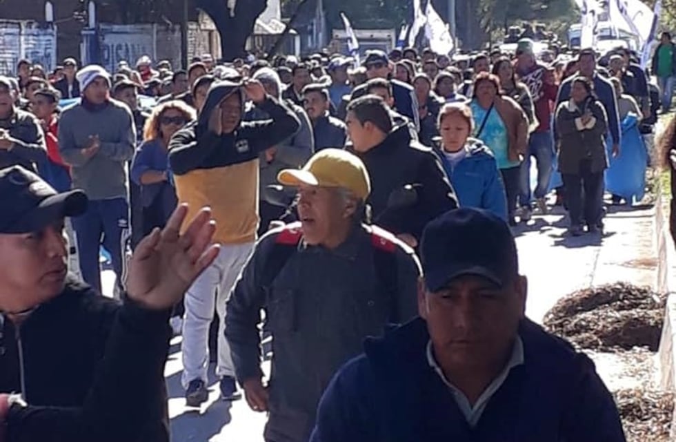 La Esperanza: azucareros reclaman garantías de continuidad laboral en el ingenio