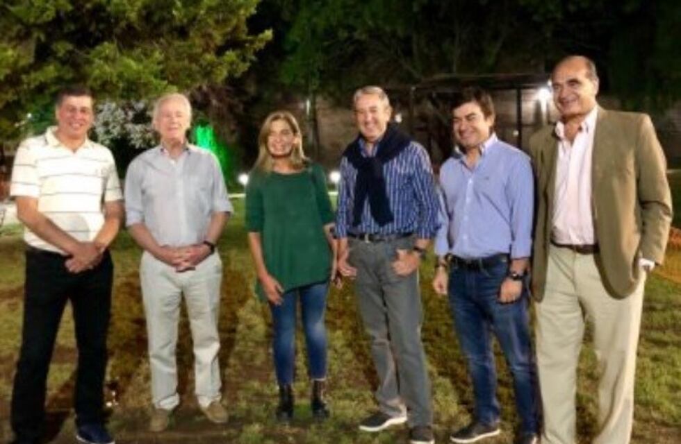 Referentes de Cambia Mendoza se reunieron pero sin cornejistas