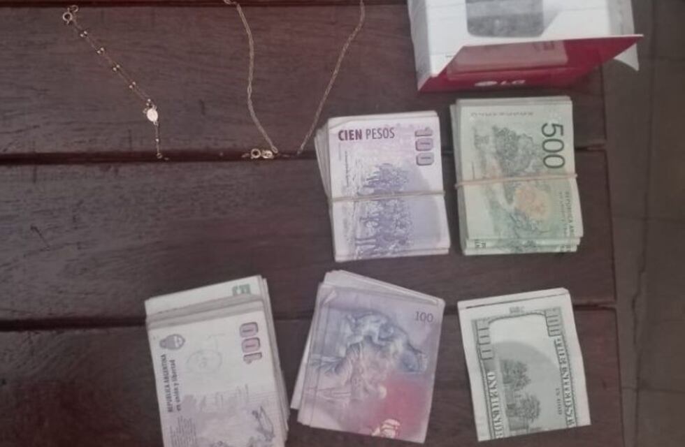 Le robó 250 mil pesos a su jefe y le compró hasta joyas a su novia