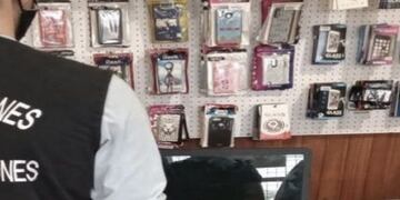 La computadora fue dejada por una mujer en otro local\u002E