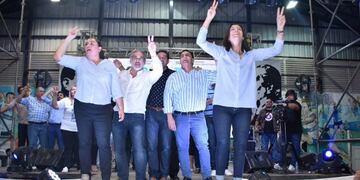 Los candidatos del FdT realizaron el último acto antes de las PASO