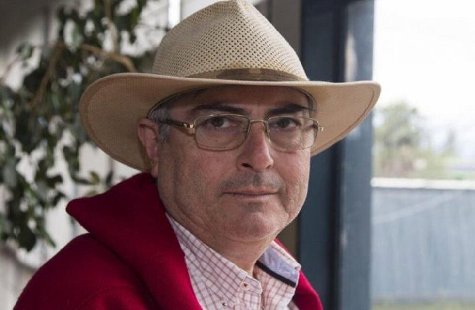 Ofrecen medio millón de pesos de recompensa por un abogado salteño acusado de liberar a narcos