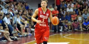 Gastu00f3n Whelan, el base que se sumu00f3 a Instituto y con el que el equipo se consolidu00f3.