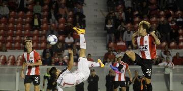 DYN211, BUENOS AIRES 28/04/2017, INDEPENDIENTE. VS. ESTUDIANTES (LP). FOTO: DYN/ALBERTO RAGGIO.