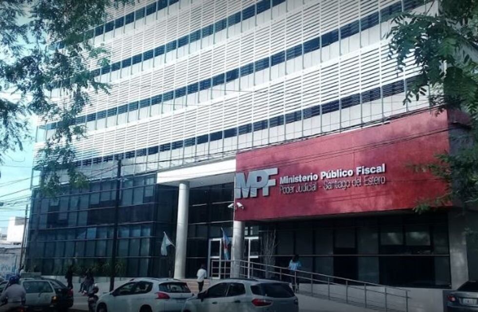 El Ministerio de Economía denunció al Estado por estafa en el sobreprecios la venta de combustibles