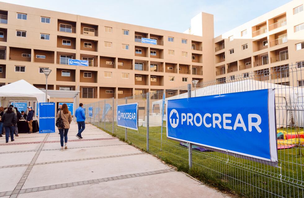 Una mendocina estafó a 70 personas con el Procrear