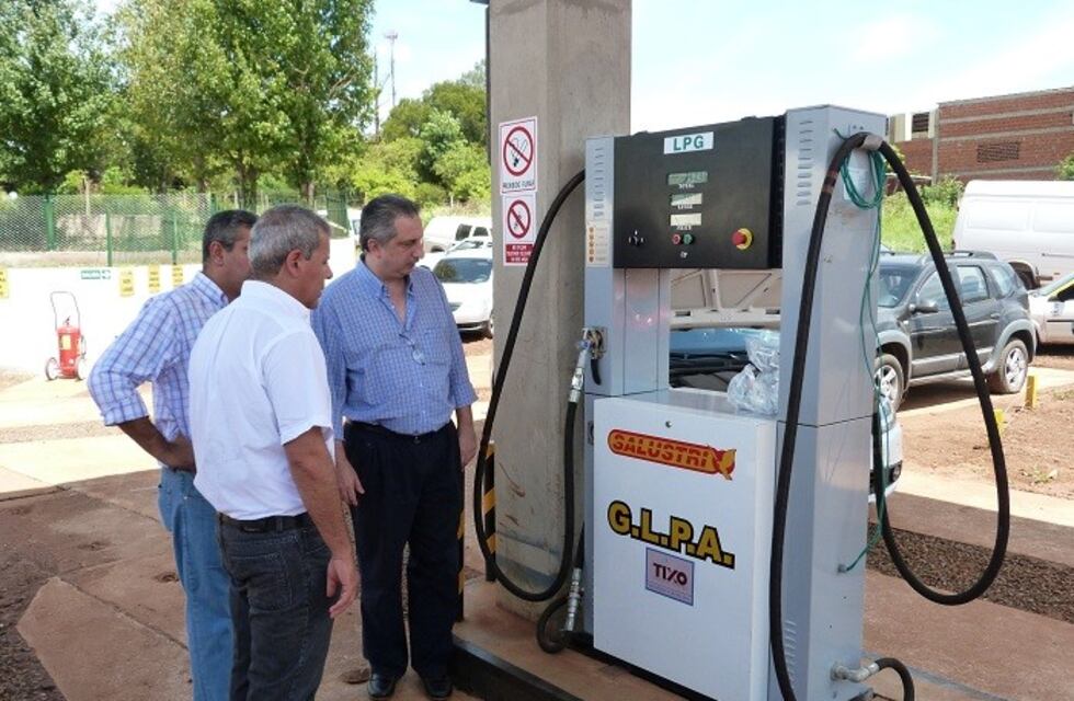 Construyen la segunda planta de gas licuado para autos en Misiones