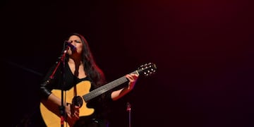 Danai Nuñez\u002E Tierra del Fuego\u002E