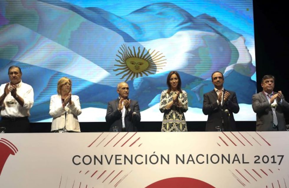 Corral: "Los radicales son los que tienen que encabezar las listas de Cambiemos"