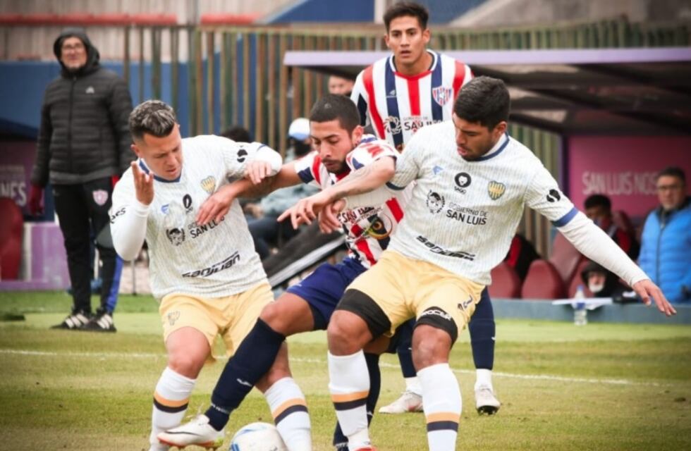 Juventud Unida de San Luis empató 0-0 con Peñarol de San Juan