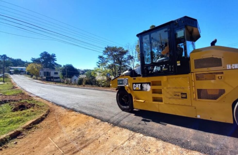 Bernardo de Irigoyen: la Dirección Provincial de Vialidad ejecutó obras de asfalto sobre empedrado