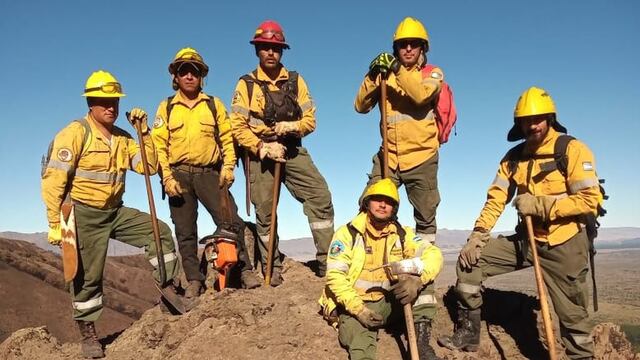 El ministro Juan Cabandié elogió las calidades de la Brigada de Incendios Forestales de Jujuy.