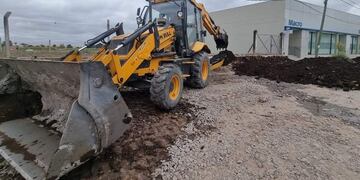 La Municipalidad de Perico dio inicio a la primera pavimentación sustentable de calles en el país.