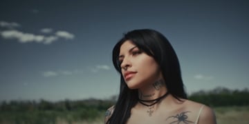 Cazzu lanzó “La Cueva”, una desgarradora balada dedicada a Christian Nodal: qué dice la letra