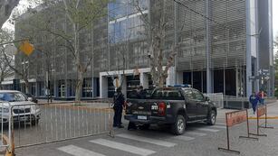 El tránsito cortado frente a los tribunales de Rafaela