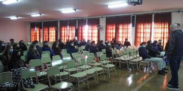 Charlas sobre prevención del consumo problemático de alcohol.