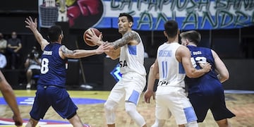 En el regreso de Carlos Delfino a la selección, Argentina goleó a Paraguay por 93-67. (Prensa CAB)