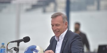 El presidente de Talleres elogió la anterior gestión de Belgrano, y deseó éxito deportivo al Luifa Artime.