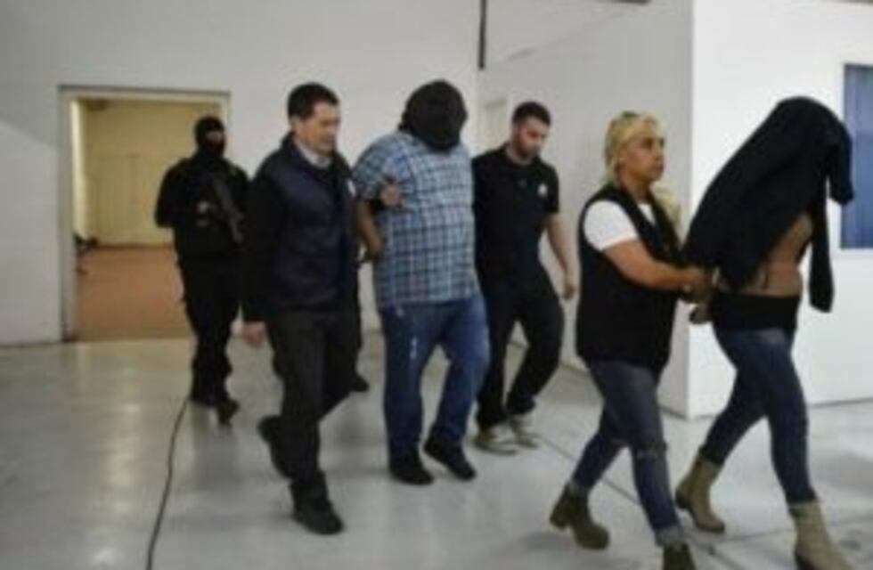 Megaestafa: los "lujos VIP" de los imputados mientras estuvieron alojados en comisarías