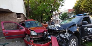 Dos mujeres heridas al ser chocadas por un móvil policial\u002E (@Belitaonline)