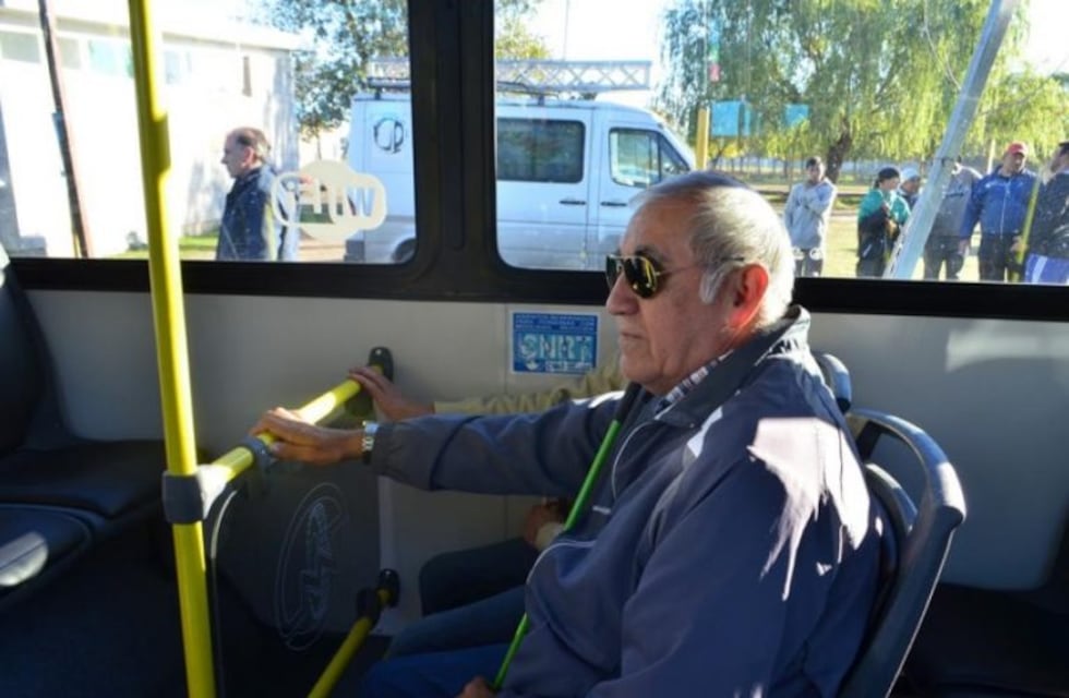 Buscan flexibilizar los requisitos solicitados a los jubilados para conseguir el pase libre