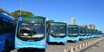 El paro de colectivos continuará al menos hasta el lunes