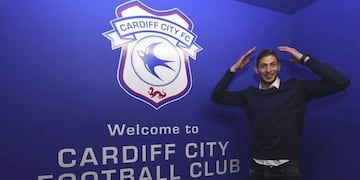 Emiliano Sala tras fichar por el Cardiff City\u002E