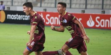 Cardona recibe de el \