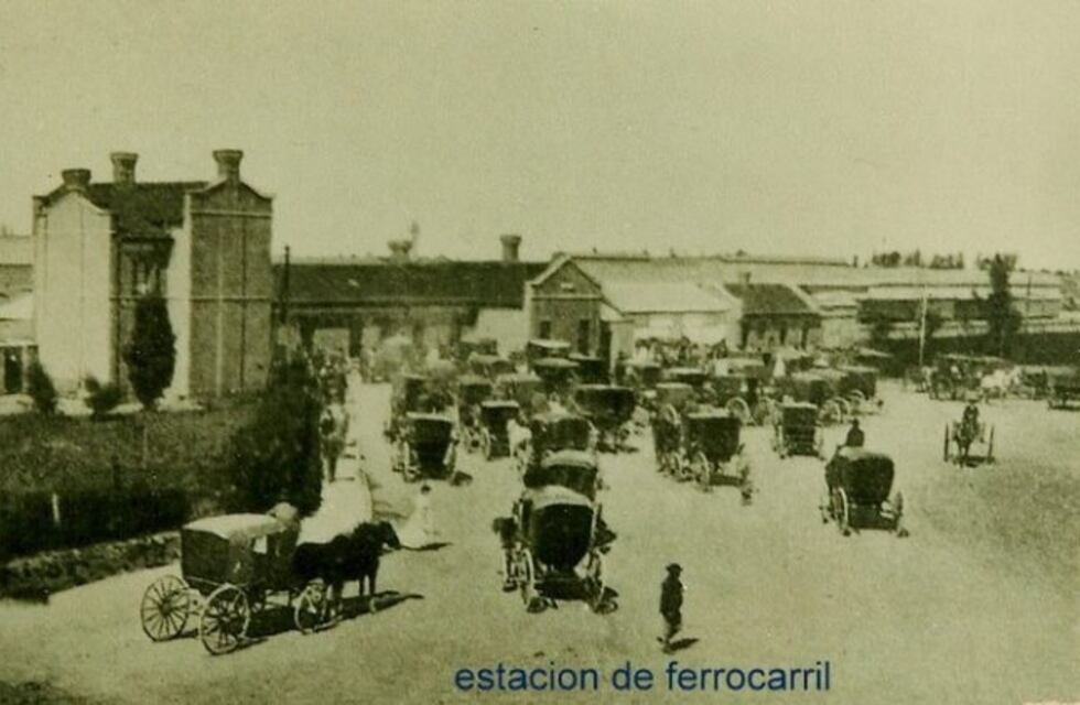 Colorinches Tresarroyenses: A la espera del “Tren Solidario” breve historia del Ferrocarril en Tres Arroyos