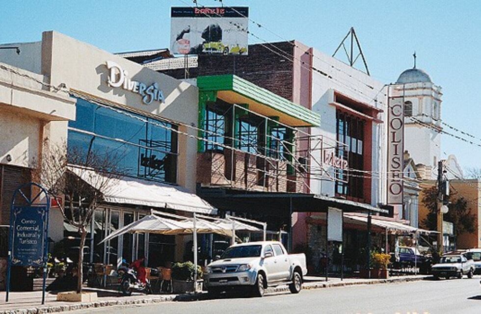 Encontraron muerto a un hombre en su departamento de Río Ceballos