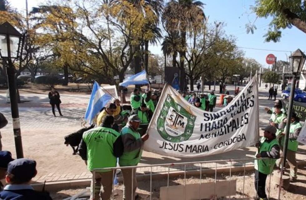 Jesús María: municipales no aceptaron la propuesta de Ispizua y sigue el paro