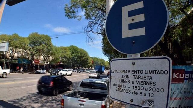 Estacionamiento medido en San Rafael.