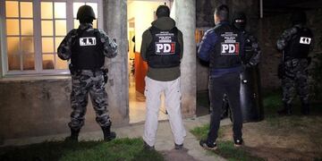 Los procedimientos están enmarcados en tres diferentes causas del juzgado Federal a cargo del juez Miguel Abásolo y del fiscal Claudio Kishimoto (PDI)\u002E