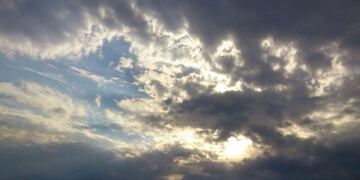 Nubes, algo de sol y probabilidad de precipitaciones en Rafaela (web)