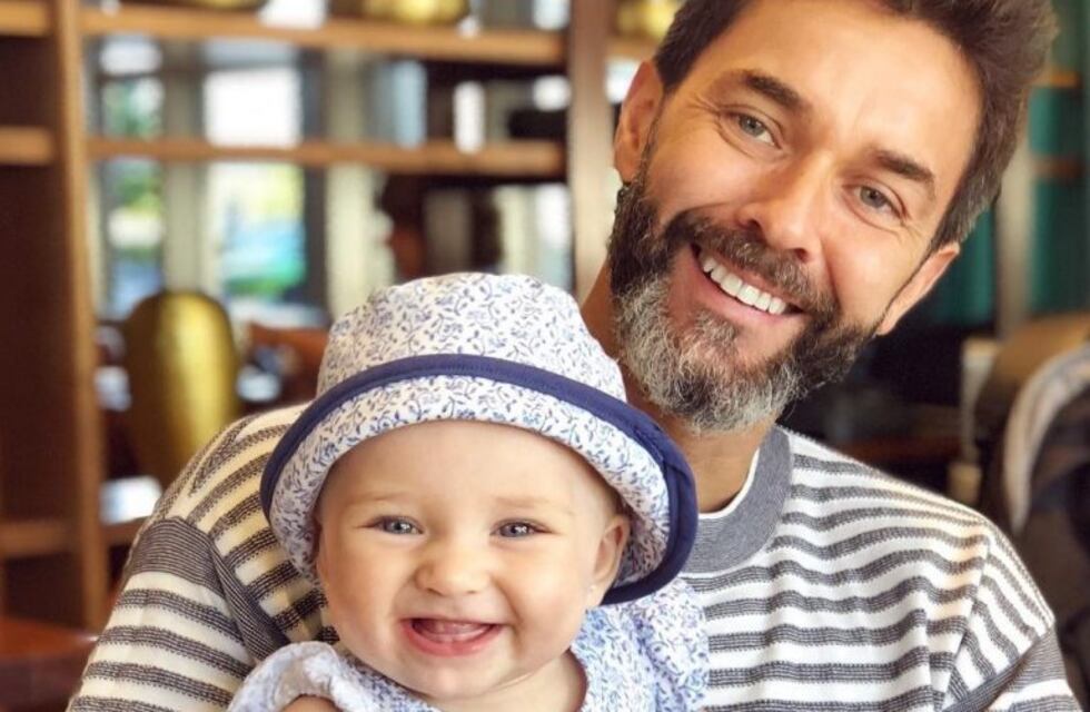 La tierna foto que usó Mariano Martínez para mostrar a su hija Alma