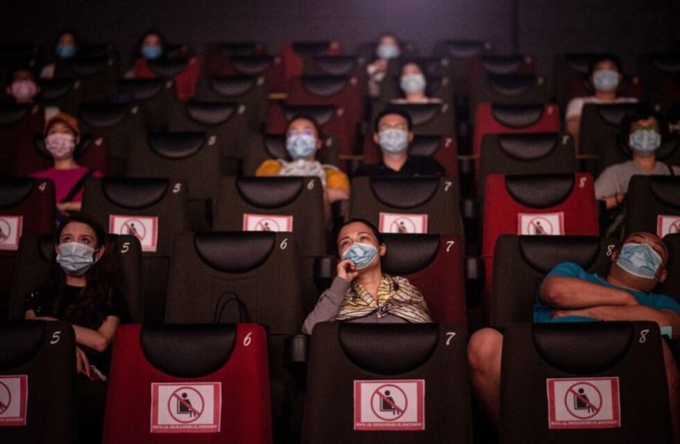 Ulpiano Suárez le pidió a Nación la reapertura de cines y teatros