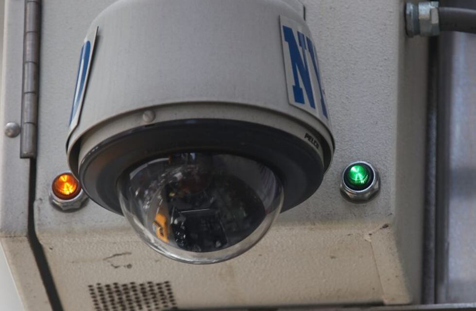 Instalan 32 cámaras de seguridad en distintos barrios de la ciudad