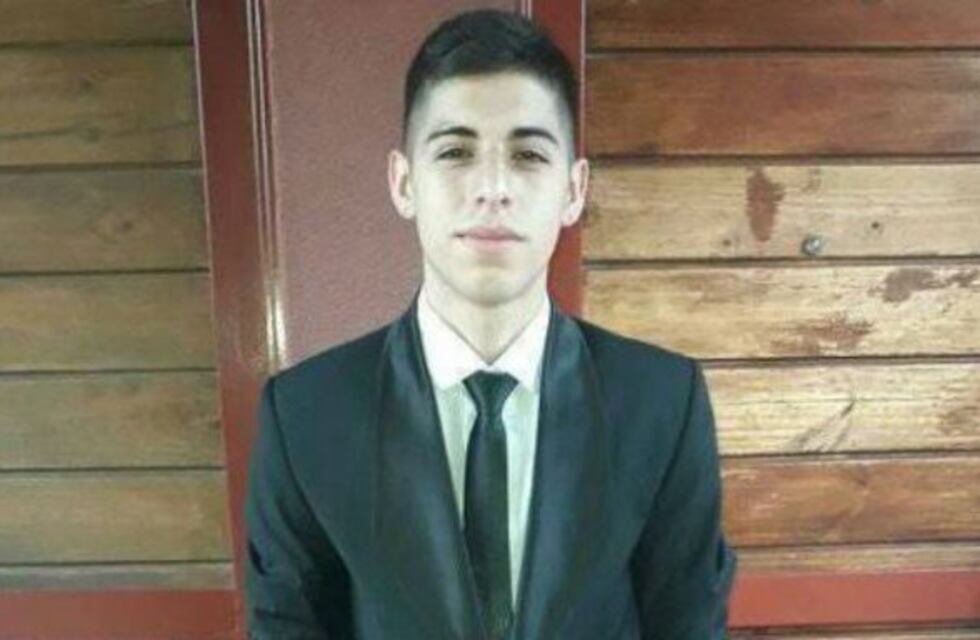 Dolor en la comunidad educativa por la muerte de un alumno en un choque