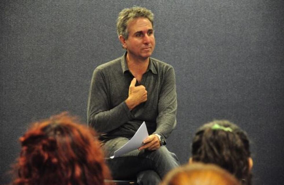 Claro de Luna: risas y emoción en el espectáculo unipersonal de Marcelo Katz