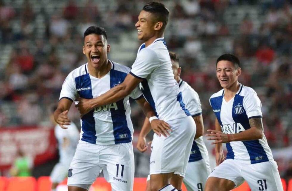 Samuel Sosa revivió su golazo, el mejor de la Superliga en febrero