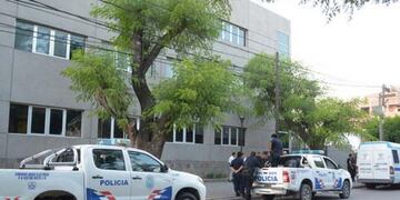 Si el abuelos se negaba a darle dinero, lo asfixiaba con una bolsa