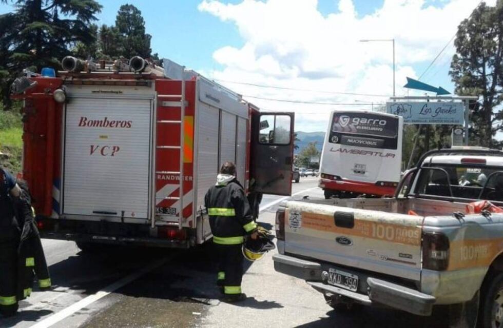 Un colectivo se prendió fuego en la ruta 38